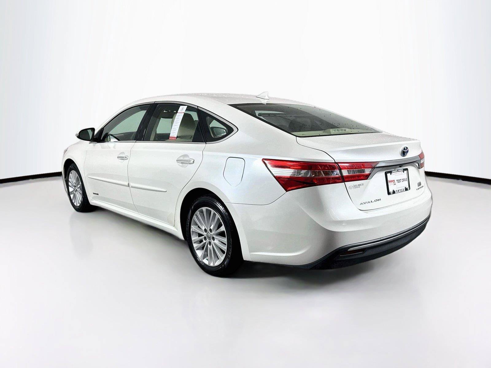 Used 2013 Toyota Avalon Limited FWD image 13