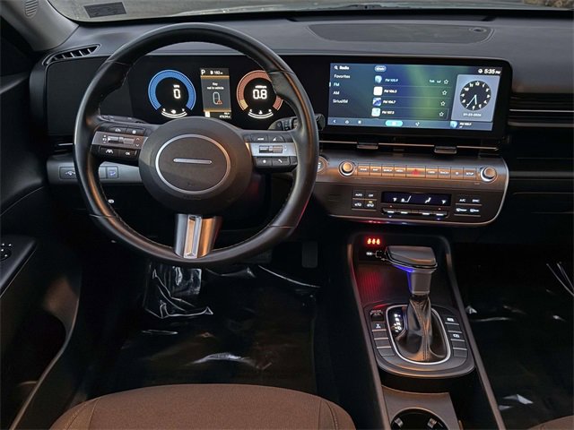 Used 2024 Hyundai Kona SEL image 11