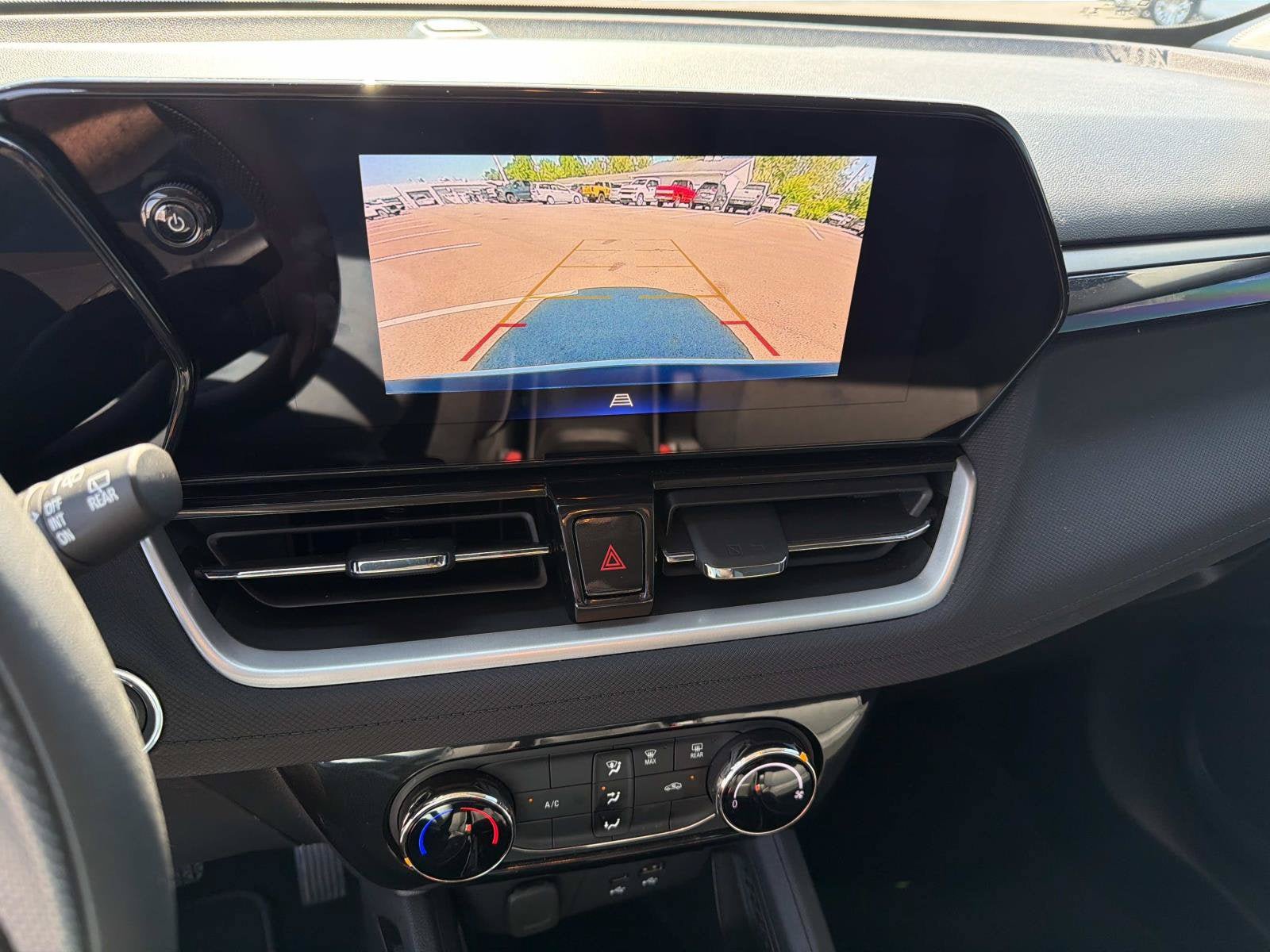 Certified 2024 Chevrolet TrailBlazer LT w/ Driver Confidence Package FWD image 16