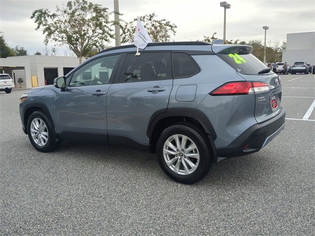 Certified 2024 Toyota Corolla Cross LE image 6