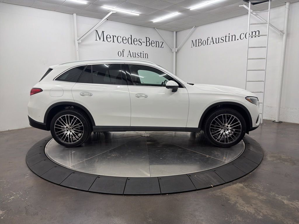 New 2026 Mercedes-Benz GLC 300 image 8