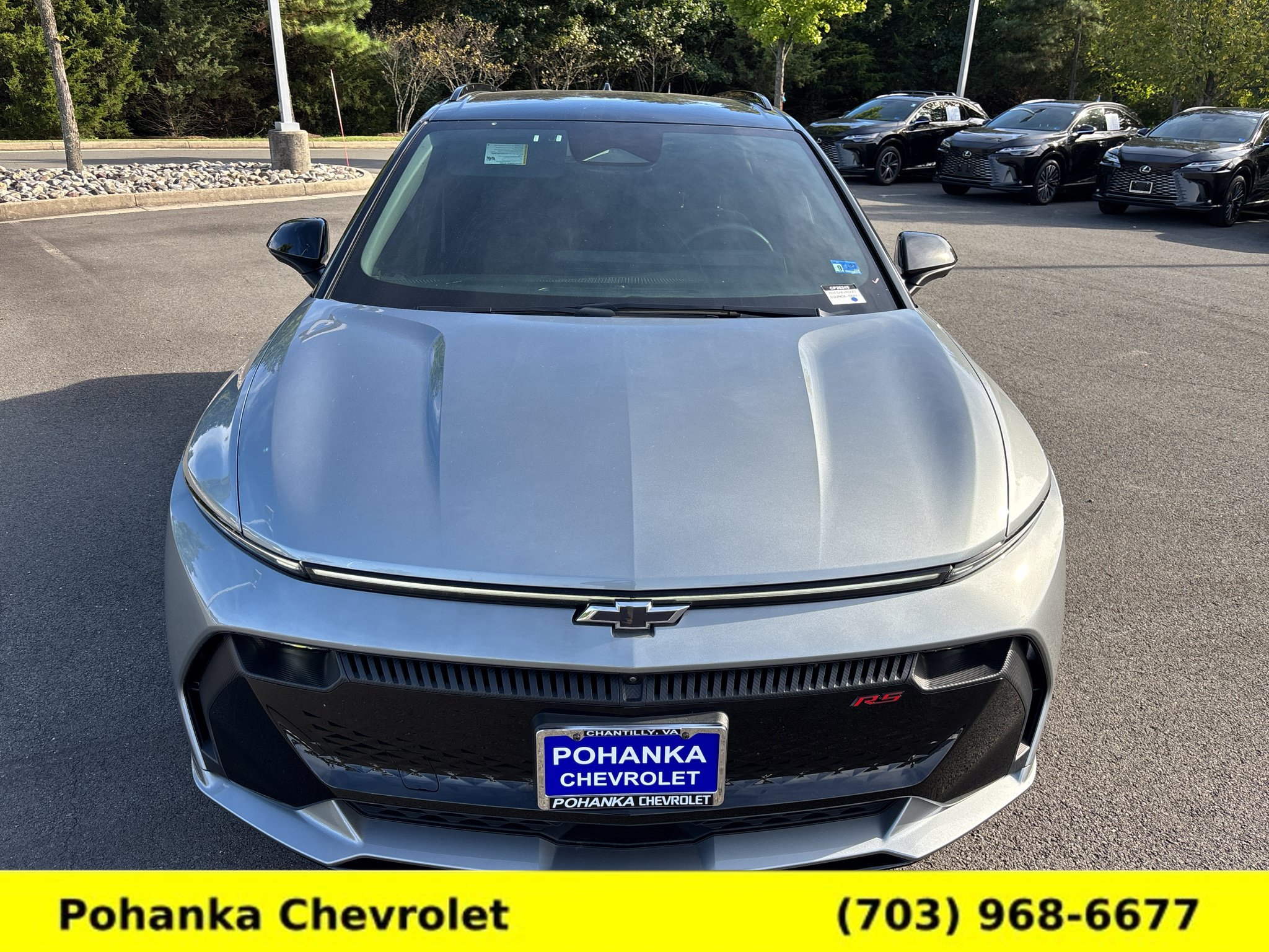 Certified 2024 Chevrolet Equinox EV RS FWD image 2