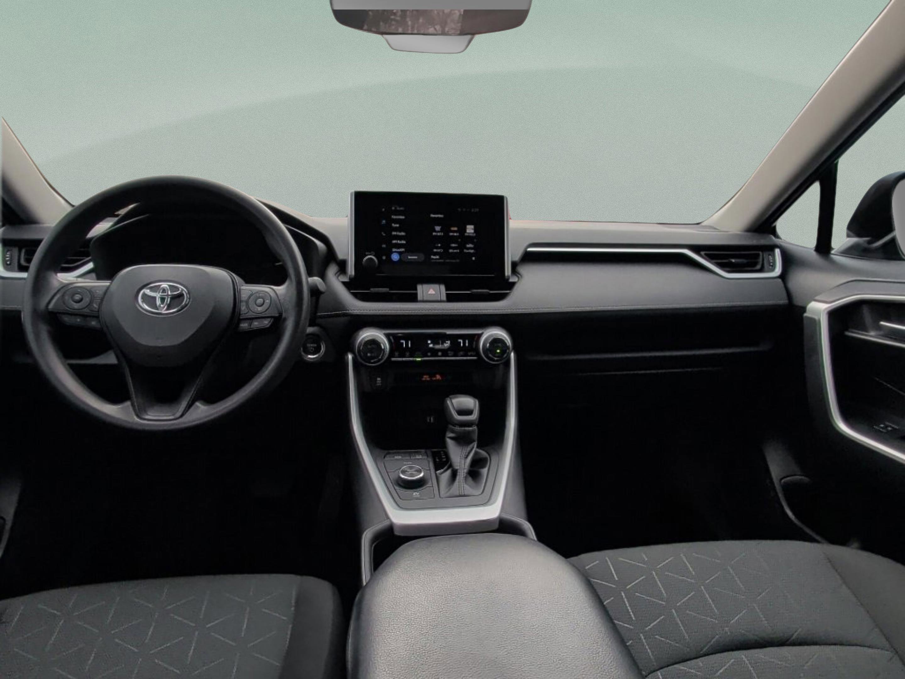 Used 2023 Toyota RAV4 AWD Hybrid image 36