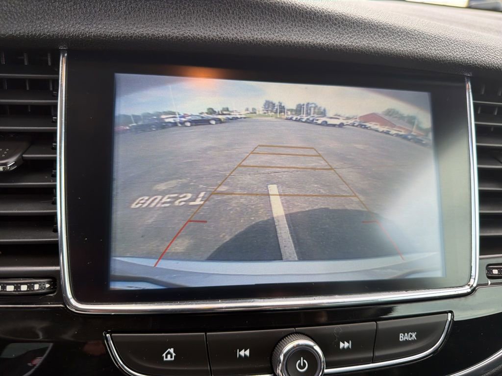 Used 2020 Buick Encore Essence FWD image 16