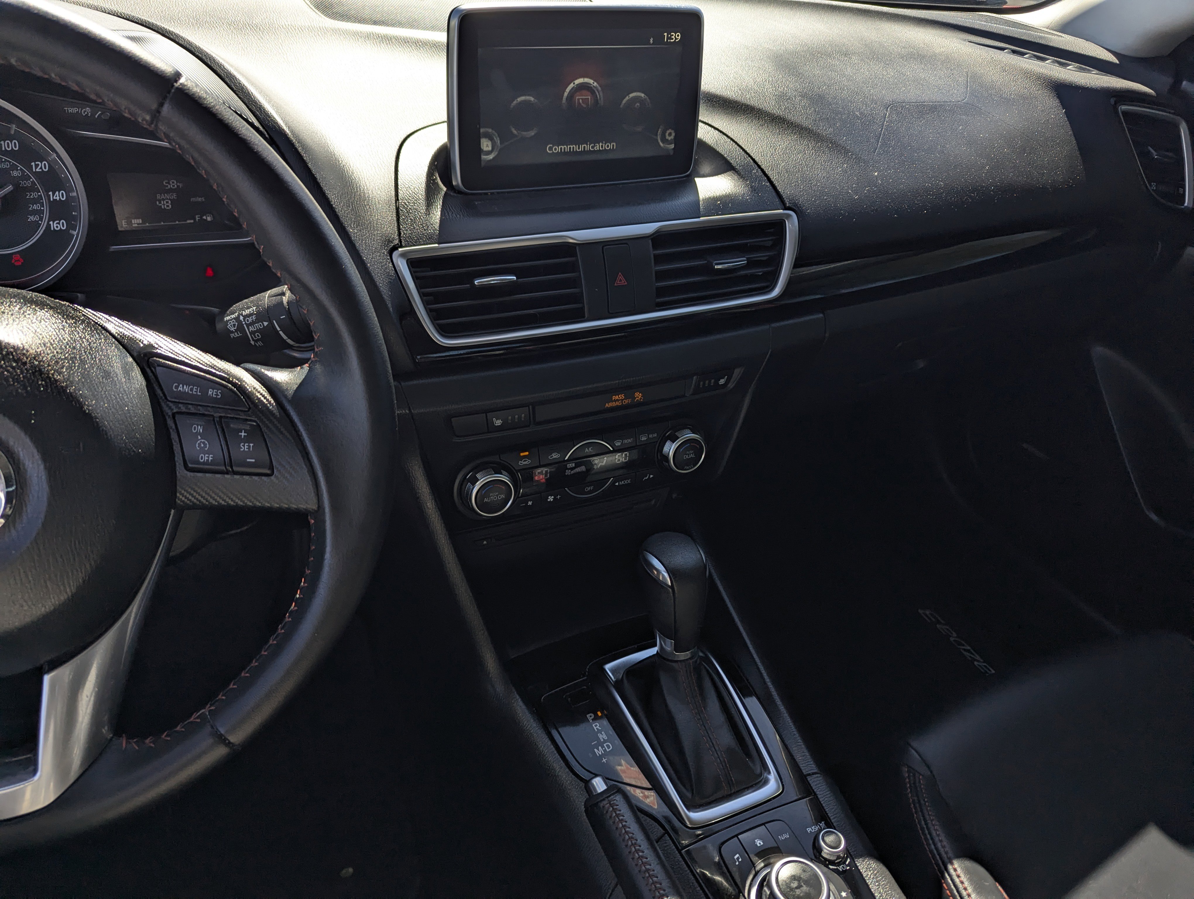 Used 2016 MAZDA MAZDA3 i Grand Touring image 10