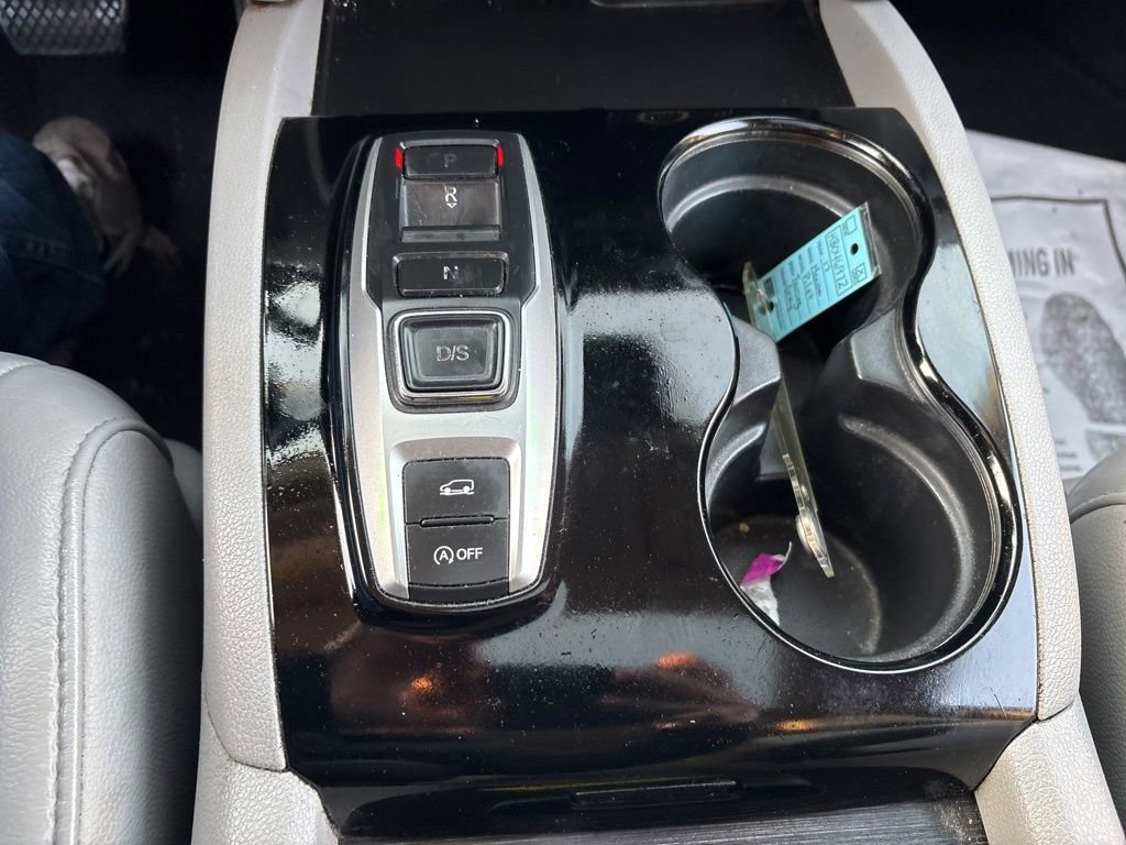 Used 2017 Honda Pilot Touring image 26