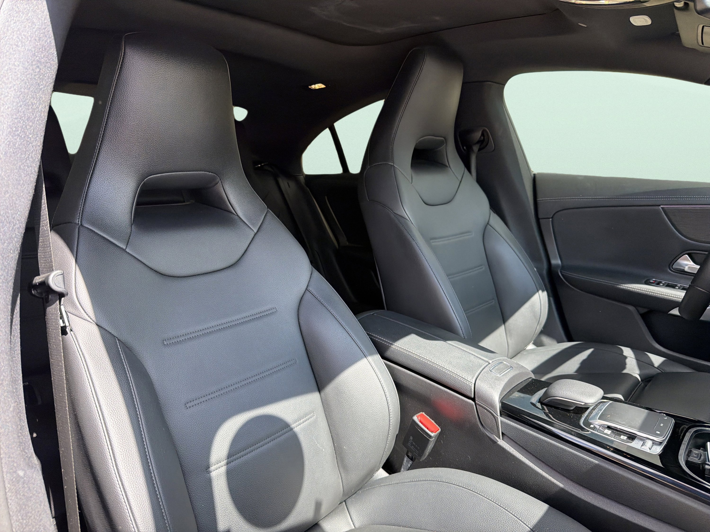 Used 2020 Mercedes-Benz CLA 250 image 38