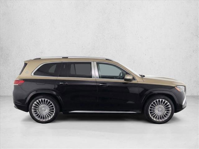 Used 2024 Mercedes-Benz Maybach GLS 600 4MATIC image 8