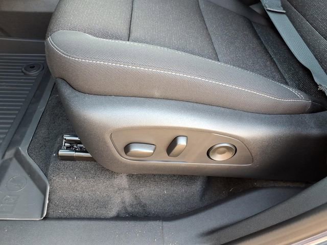 New 2026 Chevrolet Traverse LT w/ Driver Confidence Package AWD/4WD image 7