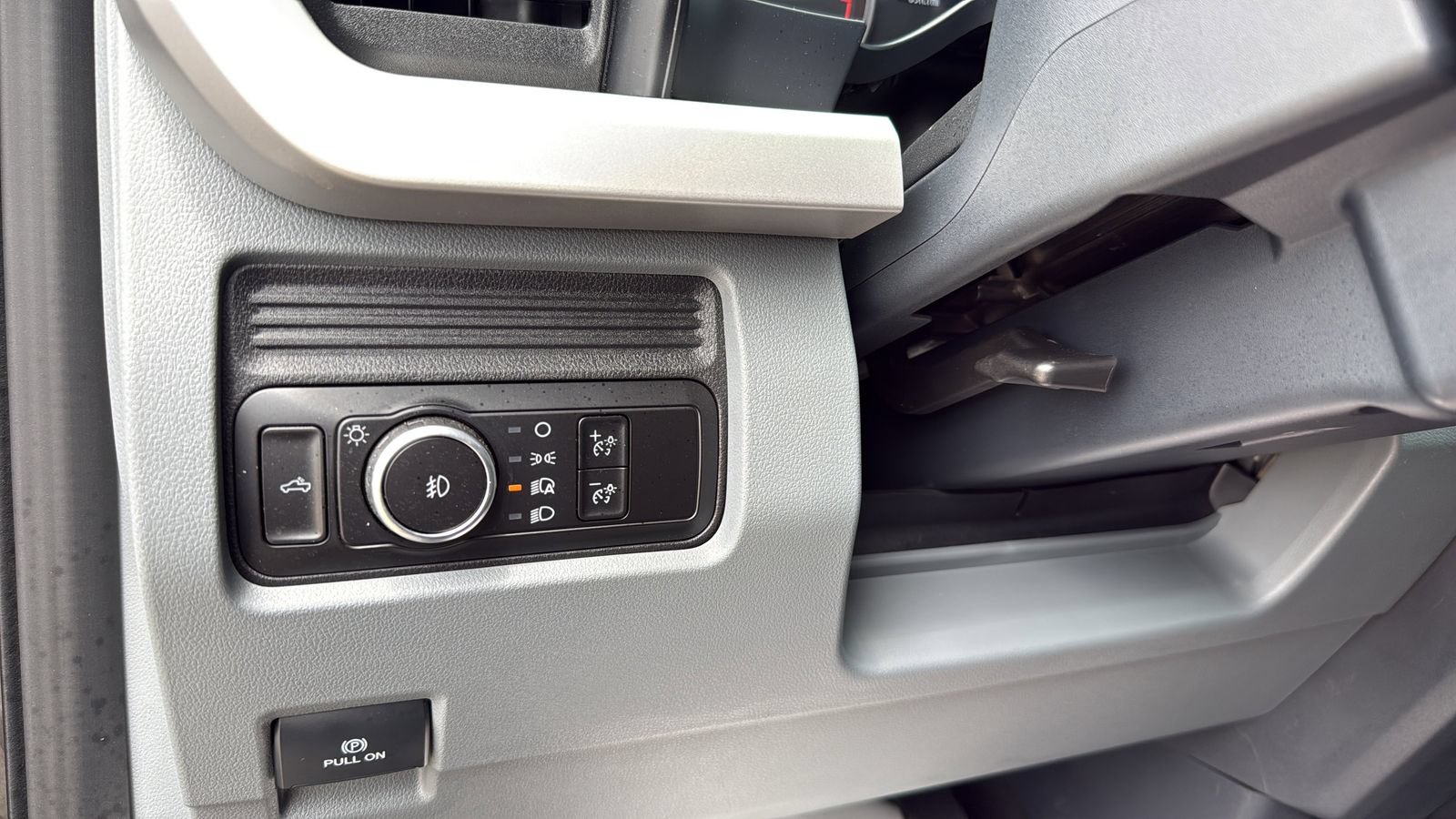Used 2026 Ford F250 XL w/ STX Appearance Package AWD/4WD image 17