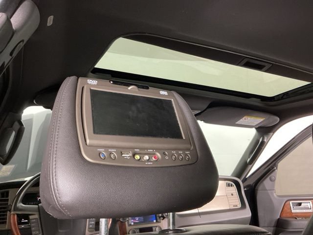 Used 2011 Lincoln Navigator Ultimate AWD/4WD image 21