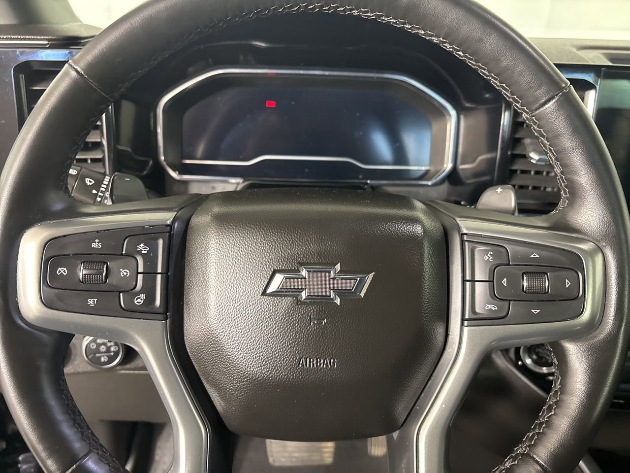 Used 2023 Chevrolet Silverado 1500 RST w/ Convenience Package II image 11