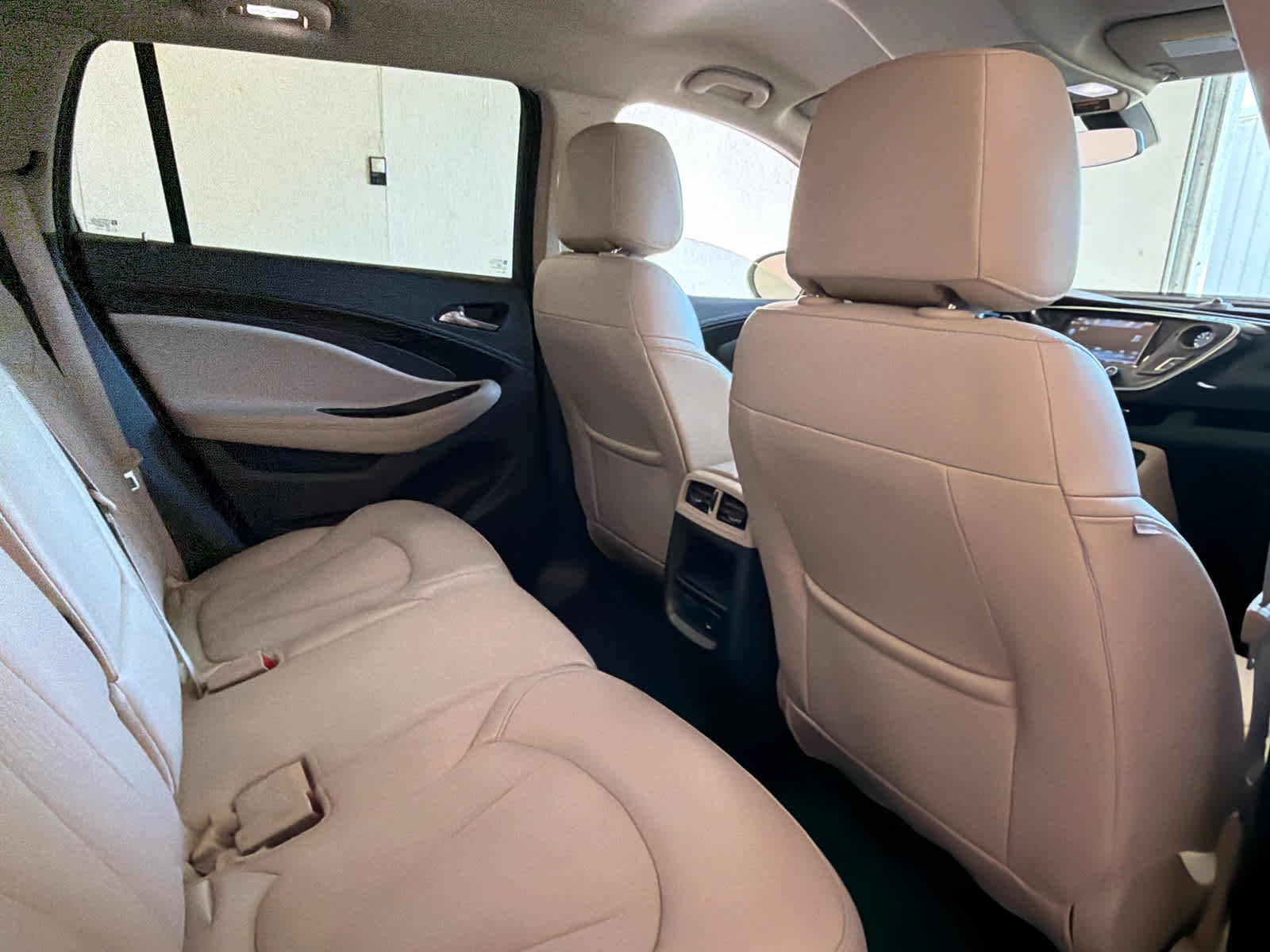 Used 2018 Buick Envision Preferred image 28