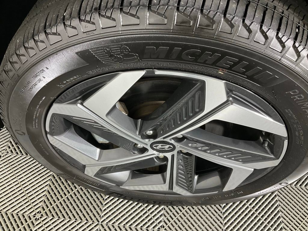 Used 2023 Hyundai Tucson Limited image 8