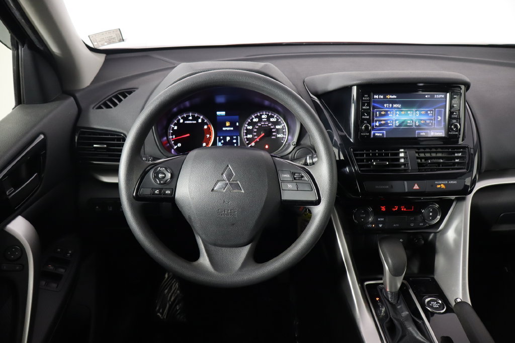 Used 2023 Mitsubishi Eclipse Cross ES AWD/4WD image 7