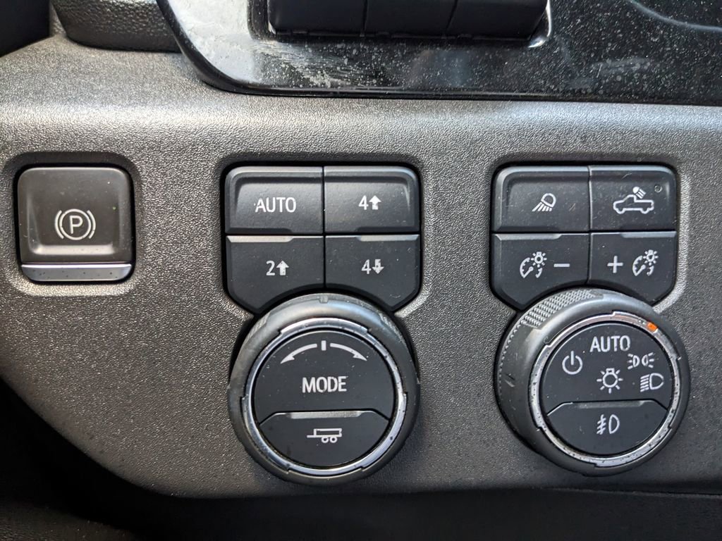 Used 2023 Chevrolet Silverado 1500 High Country w/ High Country Premium Package image 69