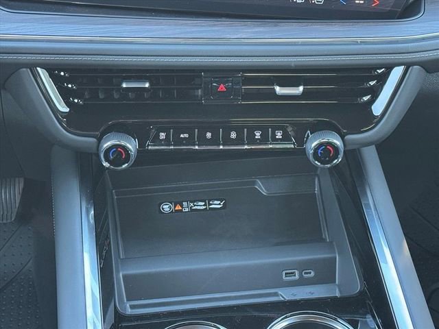 New 2026 Chevrolet Suburban Premier image 16