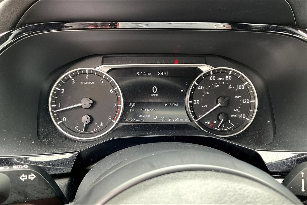 Used 2025 Nissan Pathfinder SV FWD image 15