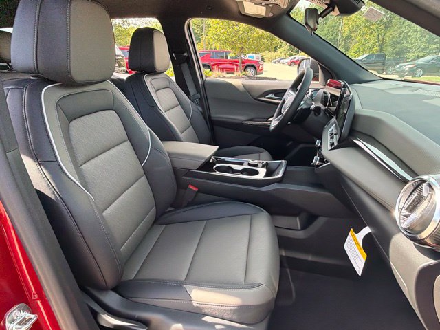 New 2027 Chevrolet Equinox LT w/ Convenience Package II FWD image 31
