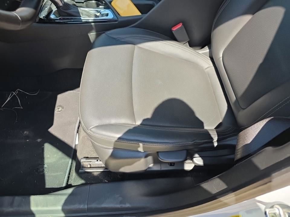 Used 2024 Buick Encore GX Sport Touring FWD image 12