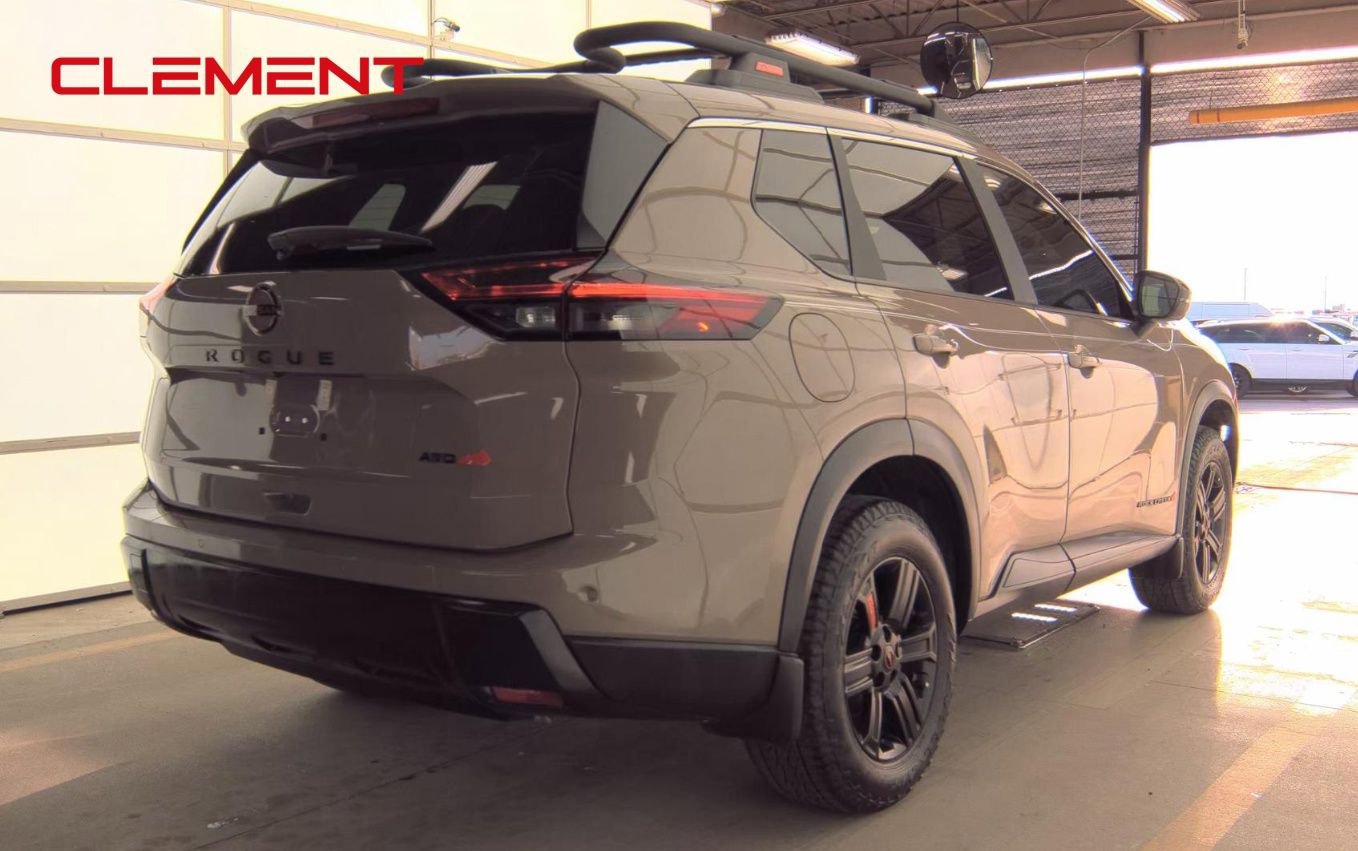 Used 2025 Nissan Rogue SV w/ Rock Creek Premium Package image 6