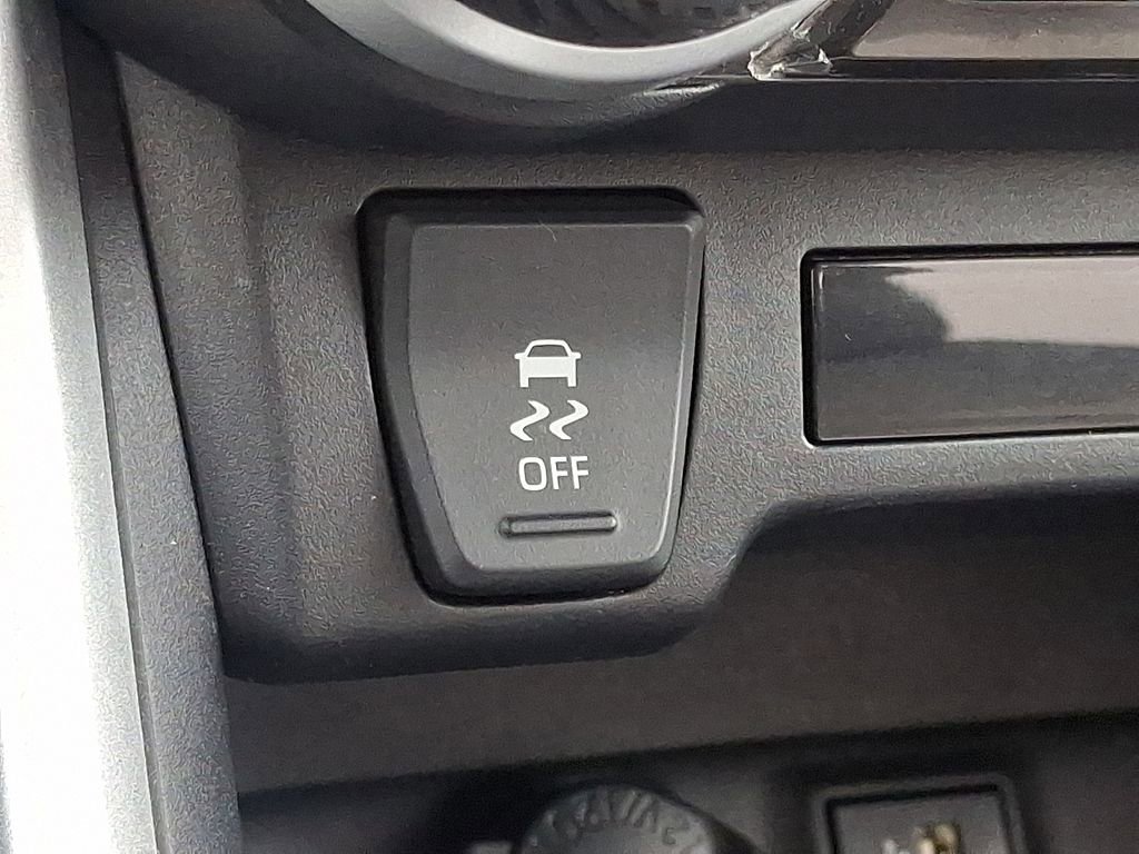 Used 2024 Toyota RAV4 XLE image 25