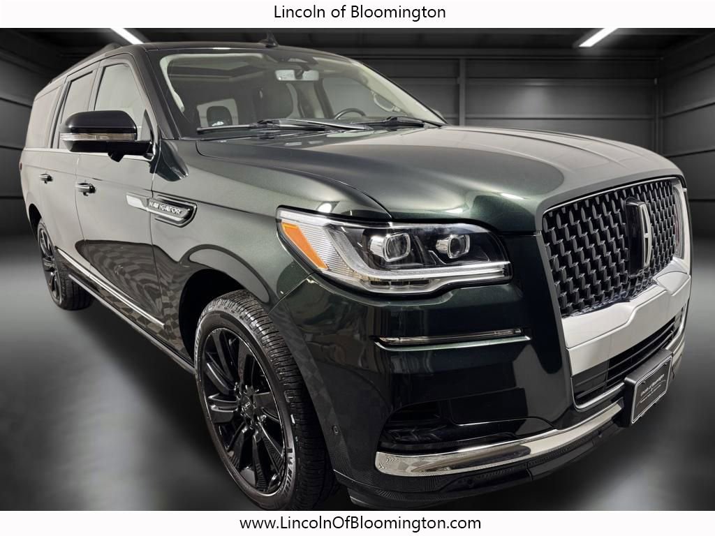 Certified 2022 Lincoln Navigator L Black Label AWD/4WD image 11
