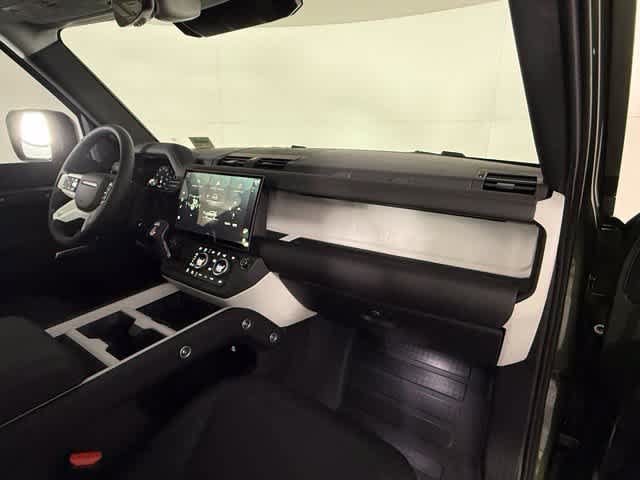 New 2026 Land Rover Defender 110 S AWD/4WD image 15