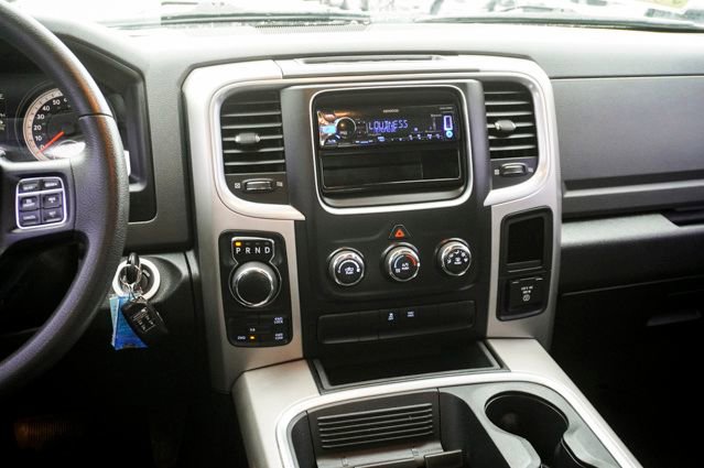 Used 2017 RAM 1500 Classic SLT image 10