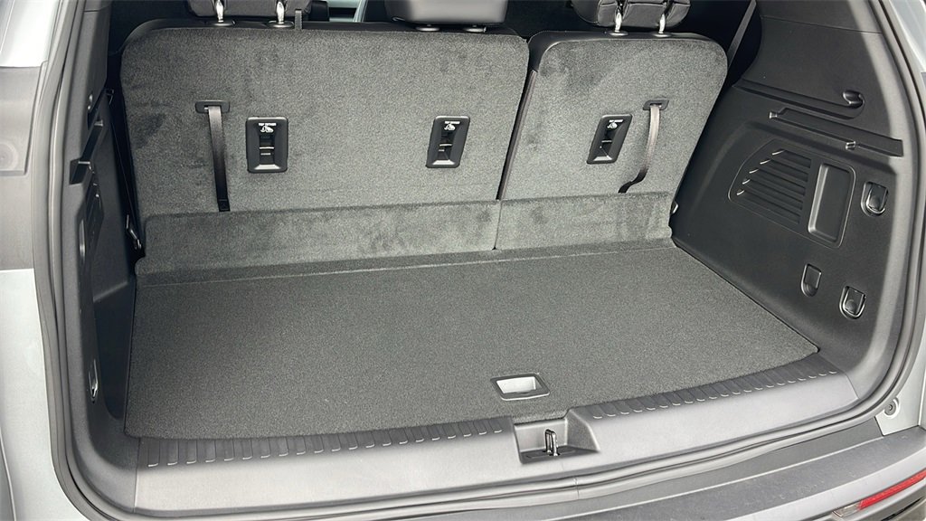 New 2026 GMC Acadia Elevation image 27