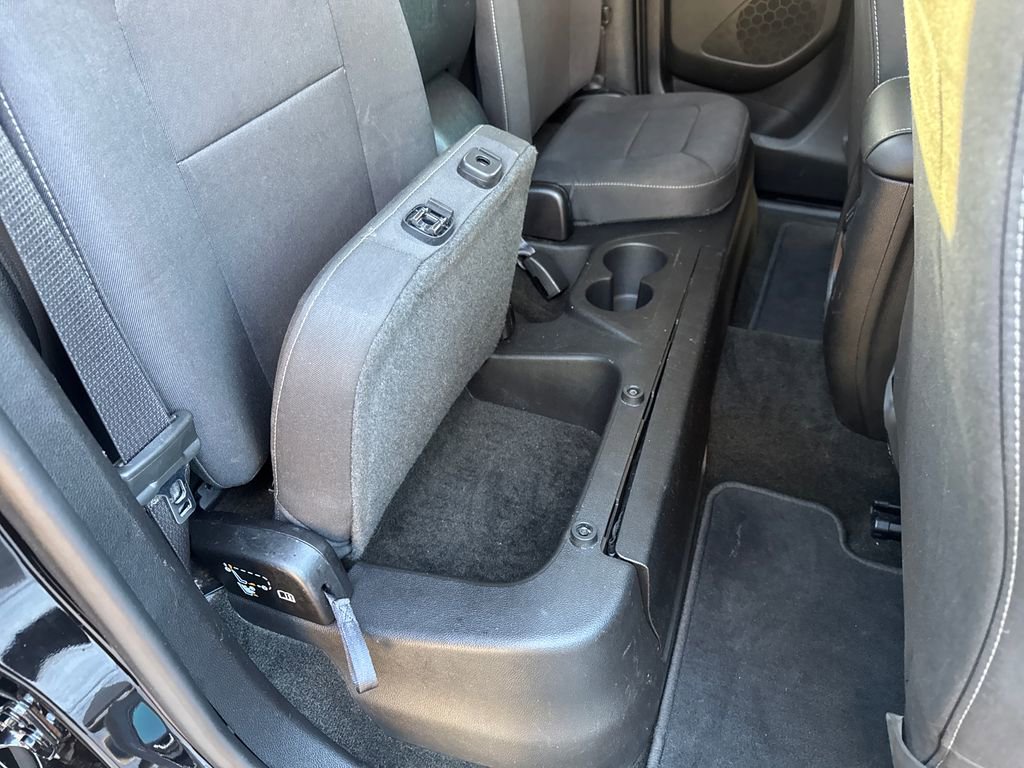 Used 2017 Chevrolet Colorado LT RWD image 50