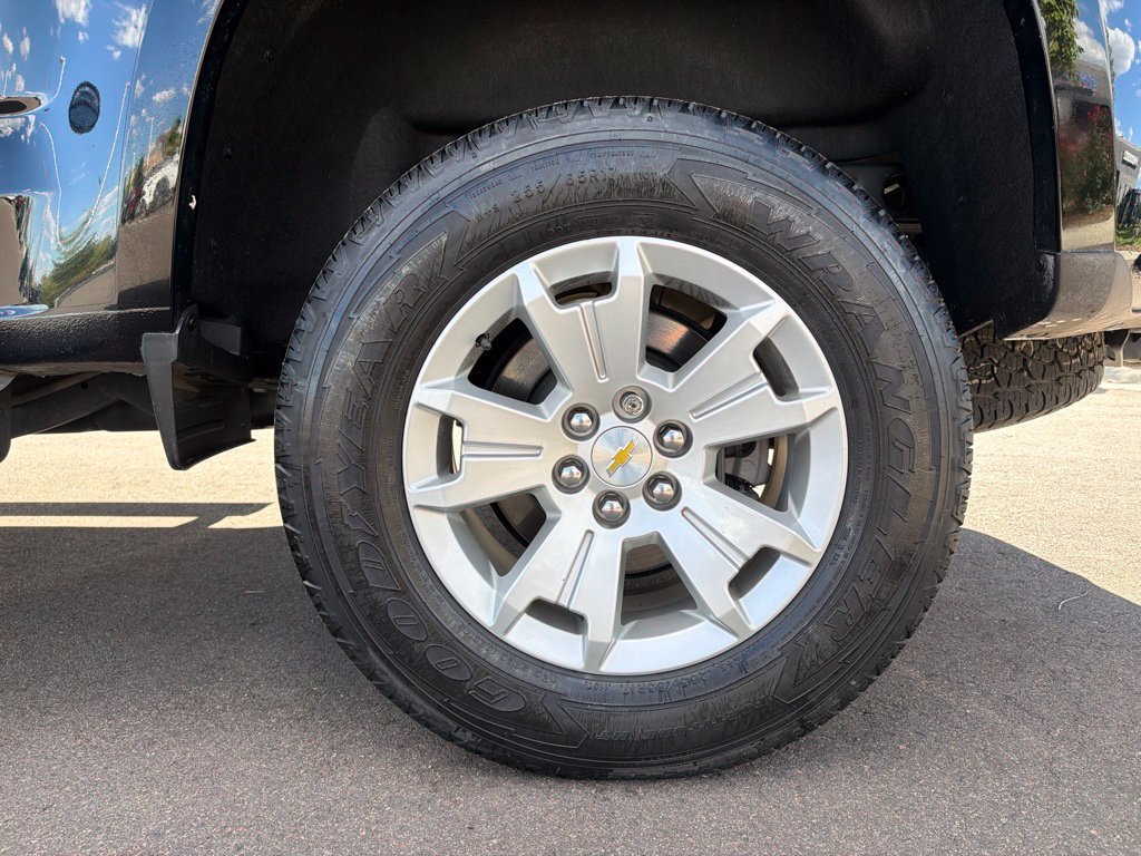 Used 2022 Chevrolet Colorado LT w/ LT Convenience Package AWD/4WD image 33