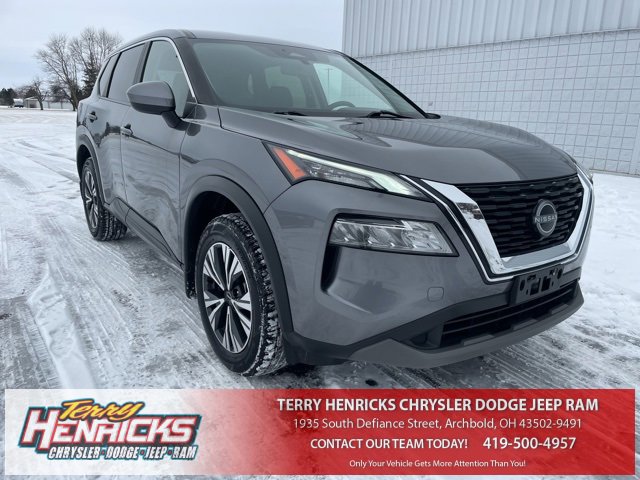 Used 2023 Nissan Rogue SV video 1