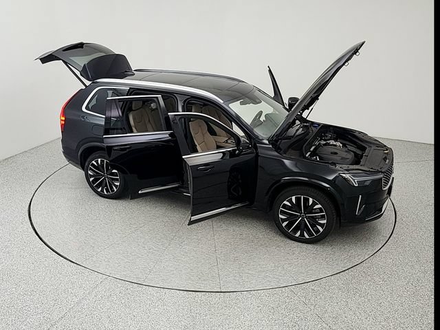 New 2026 Volvo XC90 T8 Plus w/ Protection Package Premier AWD/4WD image 39