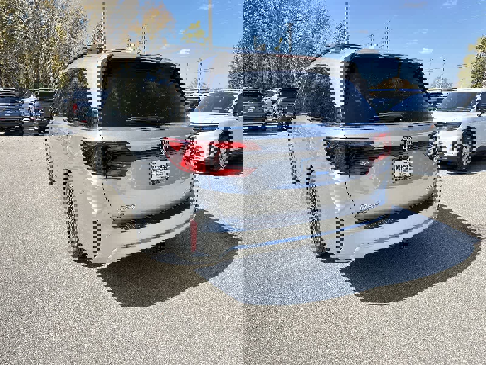 New 2026 Honda Odyssey Elite image 4