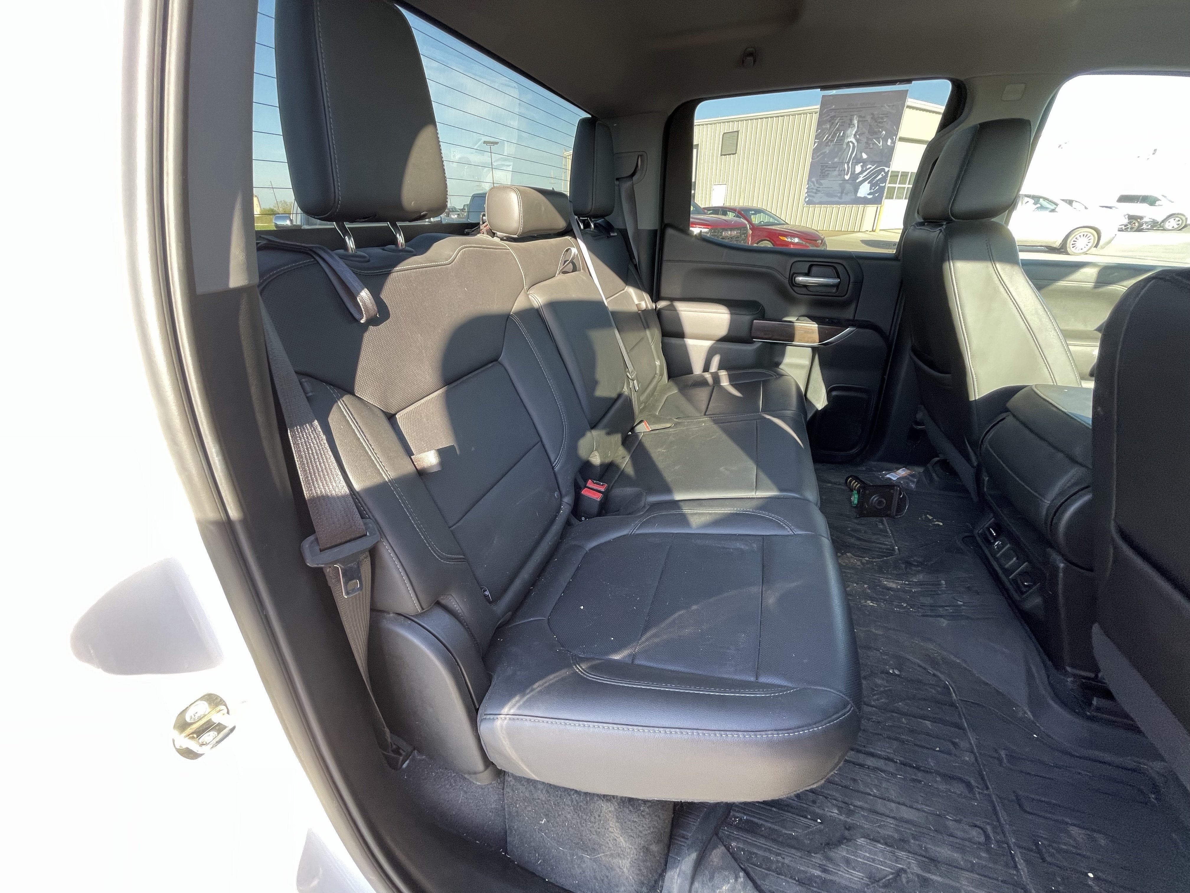 Used 2019 GMC Sierra 1500 SLT w/ X31 Off-Road Package AWD/4WD image 13