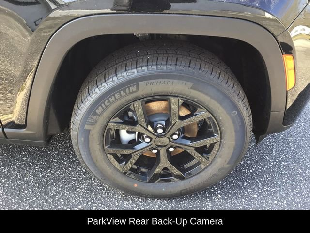 New 2026 Jeep Grand Cherokee Altitude image 13