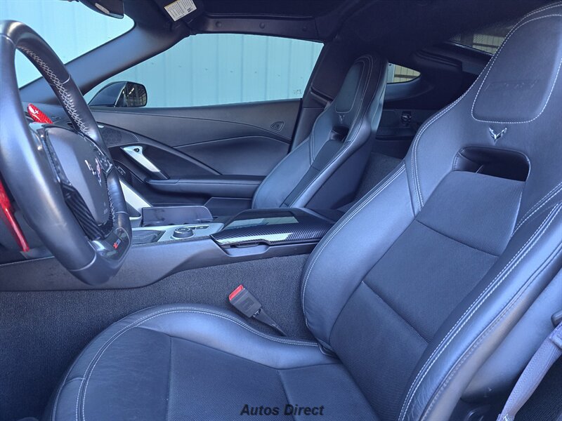 Used 2016 Chevrolet Corvette Z06 w/ Z07 Performance Package RWD image 28