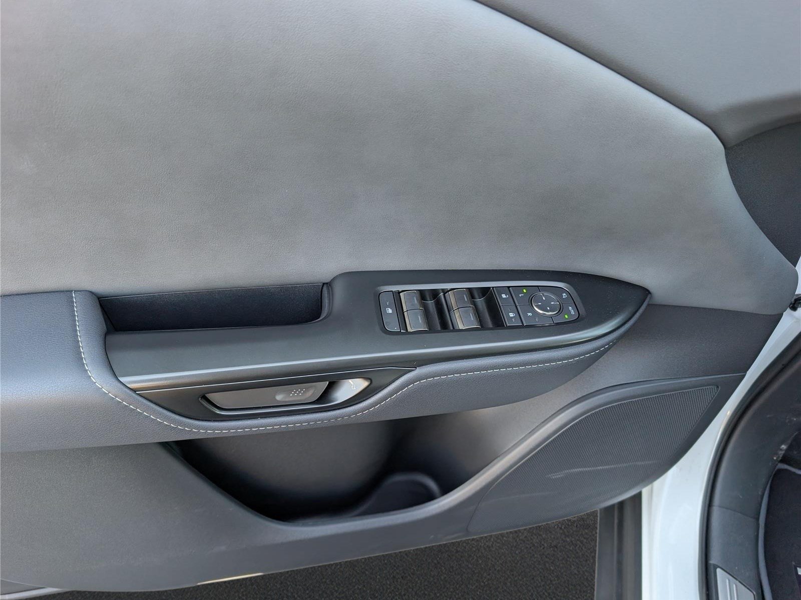 New 2026 Lexus RZ 450e AWD w/ Technology Package image 15