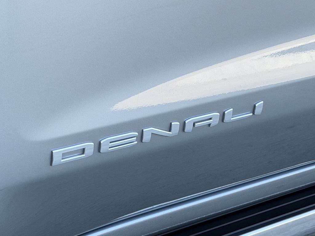 Used 2025 GMC Sierra 1500 Denali w/ Denali Reserve Package AWD/4WD image 11