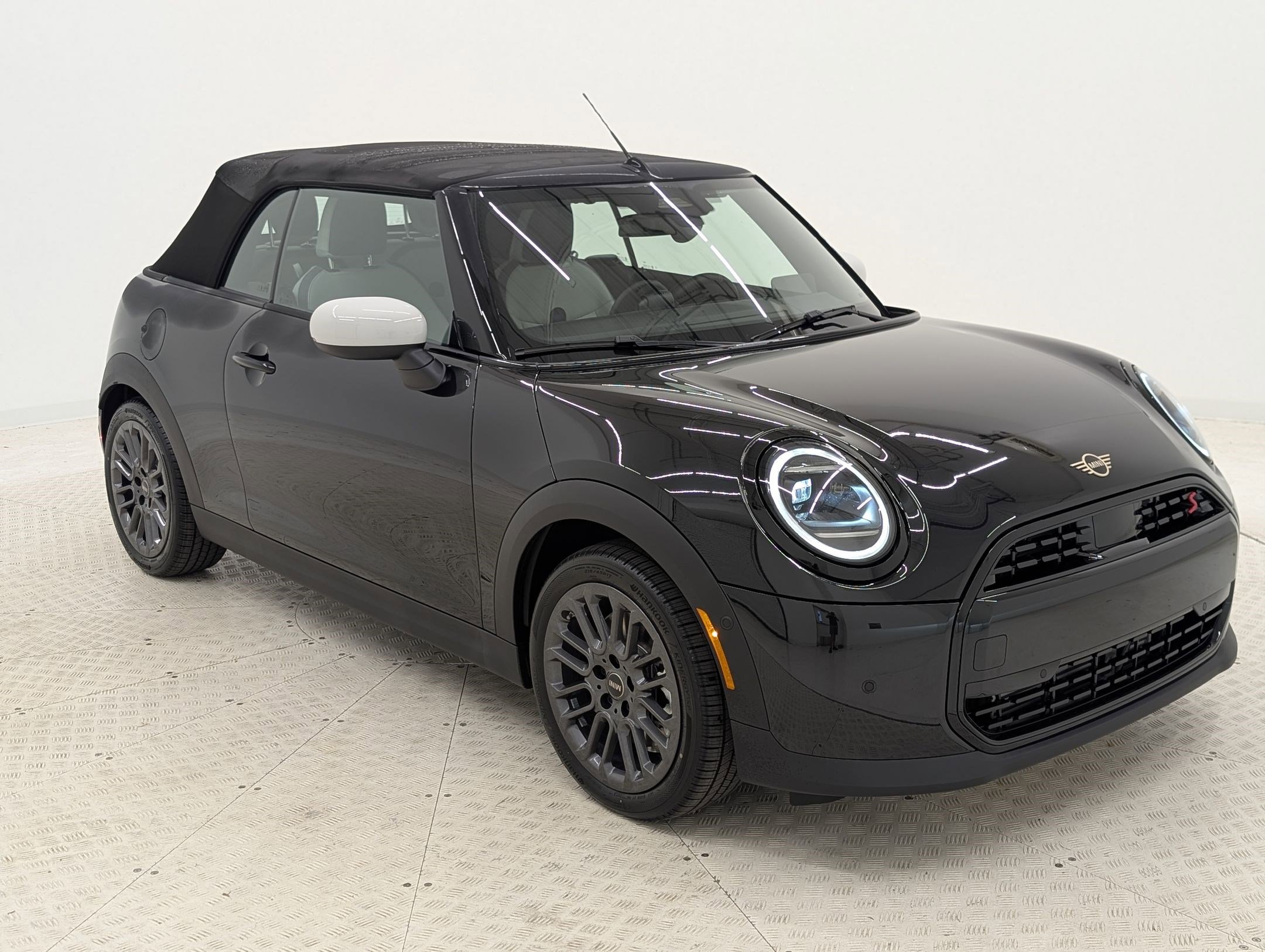New 2026 MINI Cooper S image 25