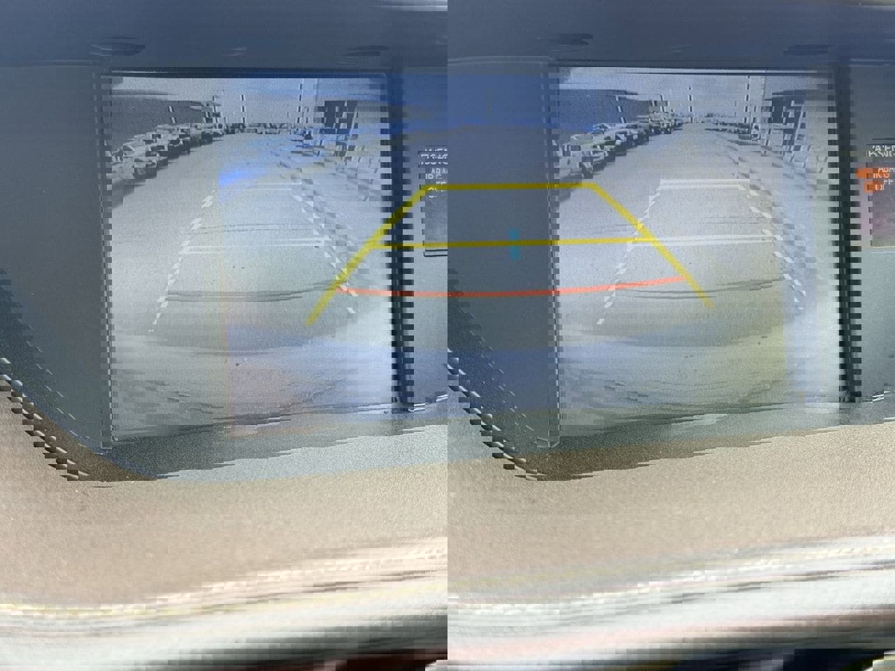 Used 2016 Lexus ES 350 w/ Luxury Package w/Wood Trim FWD image 19