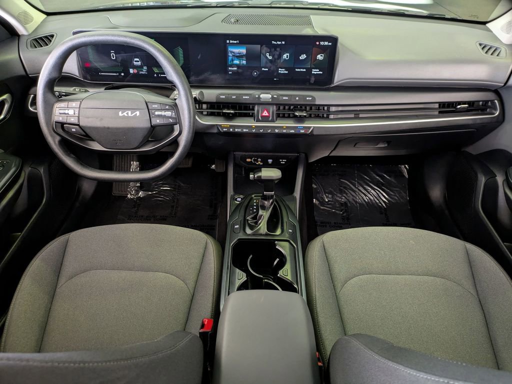 Used 2025 Kia K4 LXS image 25