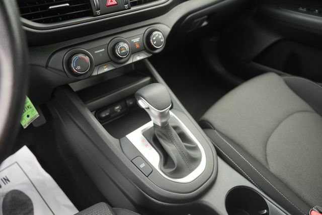 Used 2024 Kia Forte LXS w/ LXS Technology Package image 28