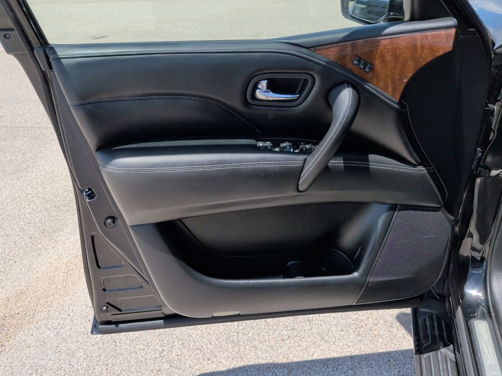 Used 2019 INFINITI QX80 Luxe w/ All-Season Package RWD image 15
