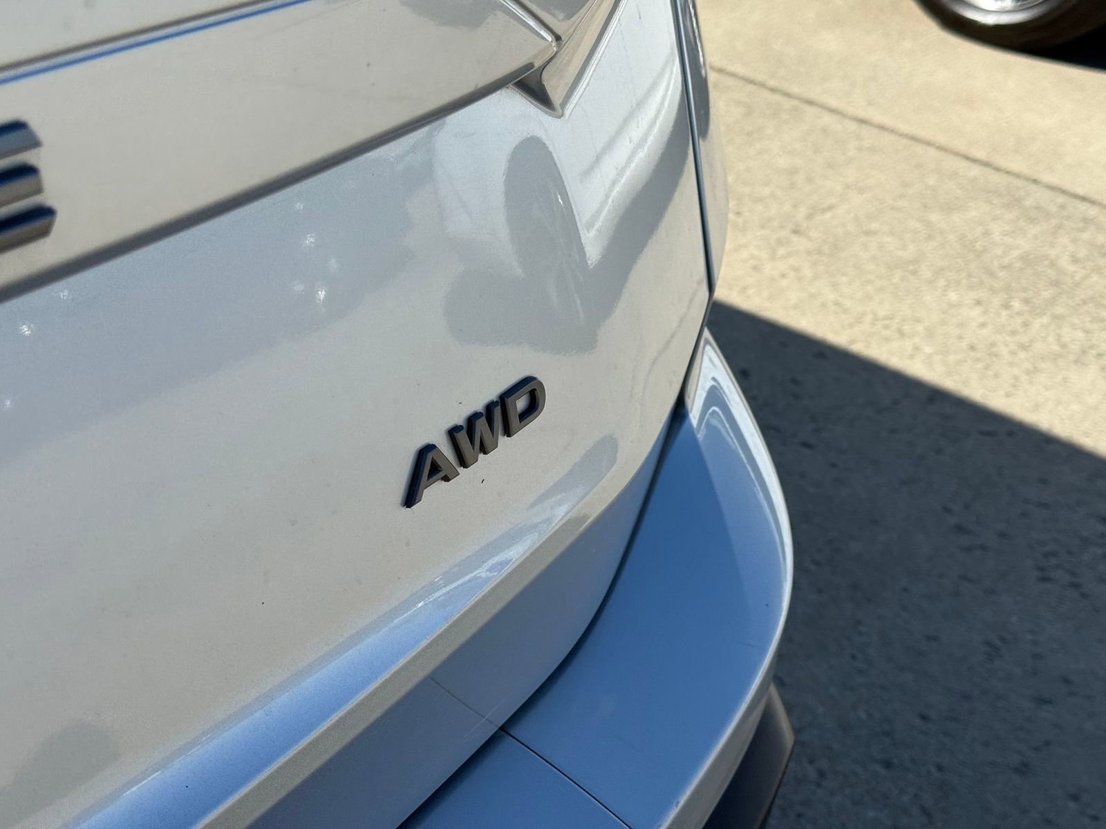 Certified 2025 Nissan Rogue SV image 32