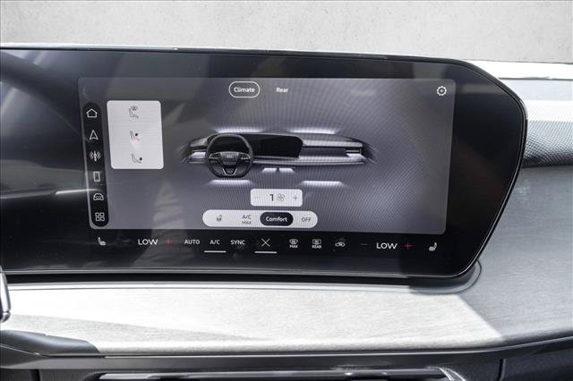 New 2026 Audi Q3 quattro 2.0T AWD/4WD image 18