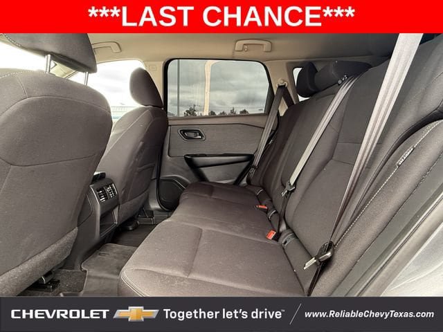 Used 2023 Nissan Rogue S FWD image 31