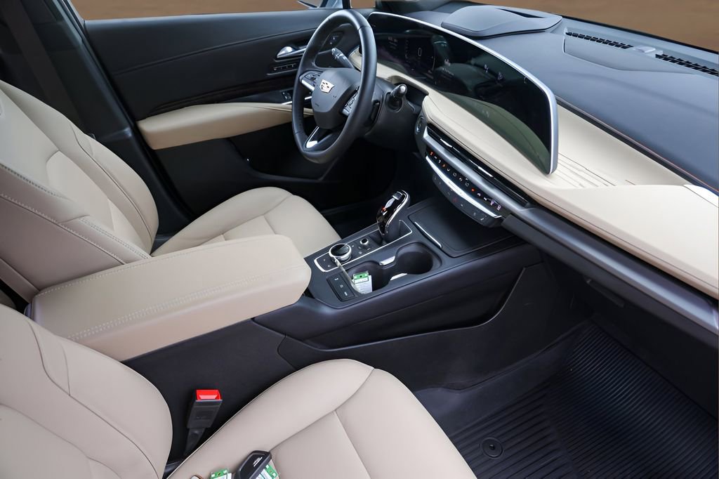 Certified 2024 Cadillac XT4 Premium Luxury w/ Active Safety Package image 27