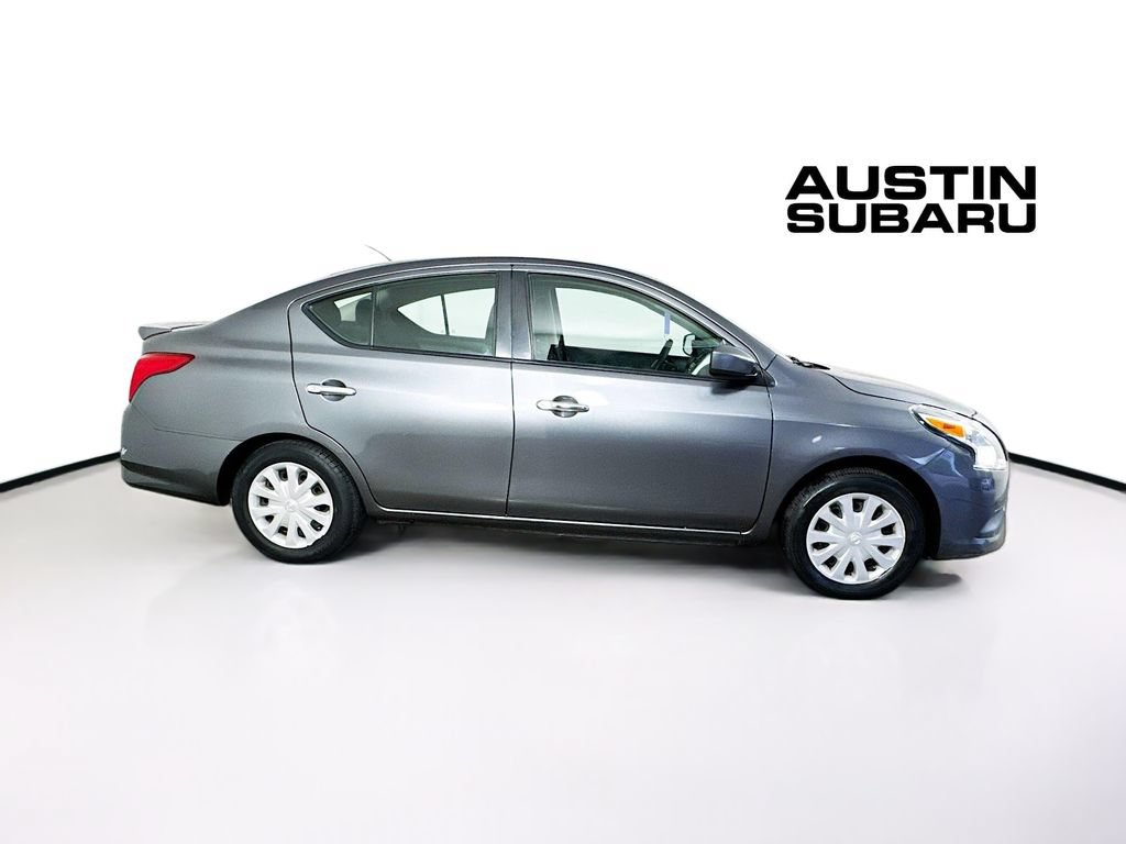 Used 2017 Nissan Versa SV FWD image 8